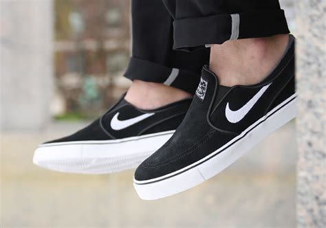 nike janoski schwarz damen|Nike janoski slip on black.